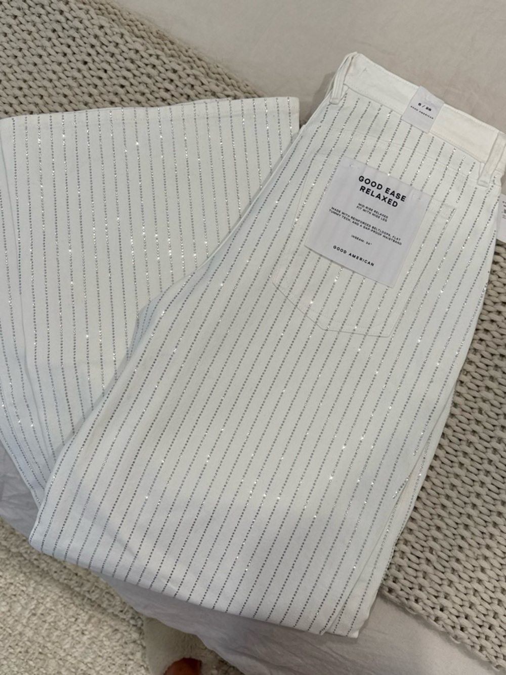 GUC Good American White Pinstripe Relaxed women’s Pants